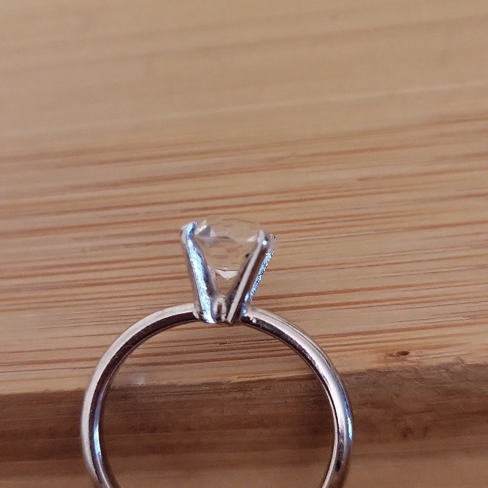 Vintage Sterling Silver CZ Solitare Ring